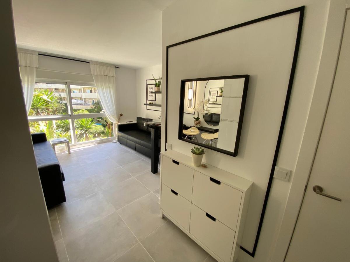 Apartment Modern Sea View In Benal
