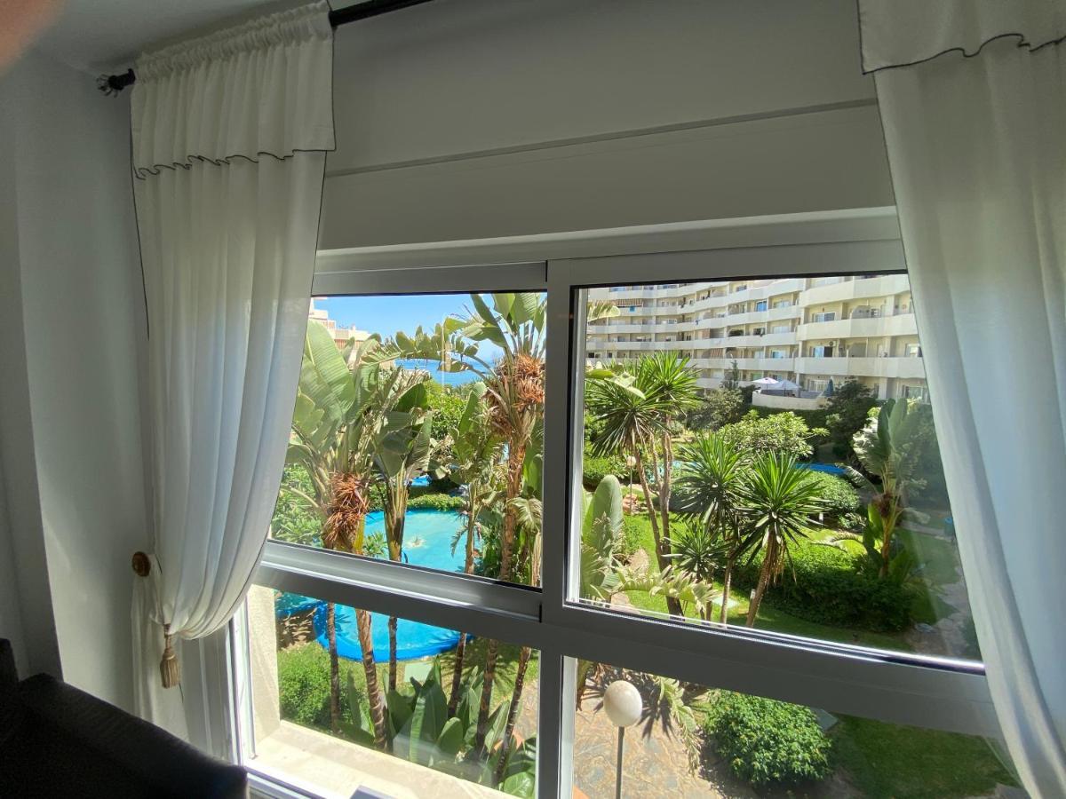 Apartment Modern Sea View In Benal Benalmadena